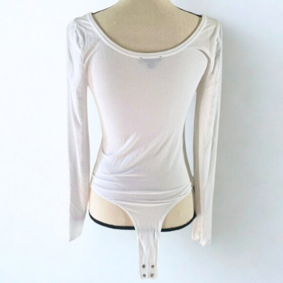 J.Crew Re-Imagined Long Sleeve Scoop Neck Thong Bodysuit Size M - White - EUC - Picture 2 of 5